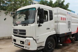 开封市公路局路面洗扫车采购项目顺利交付 开封市公路局路面洗扫车采购项目顺利交付